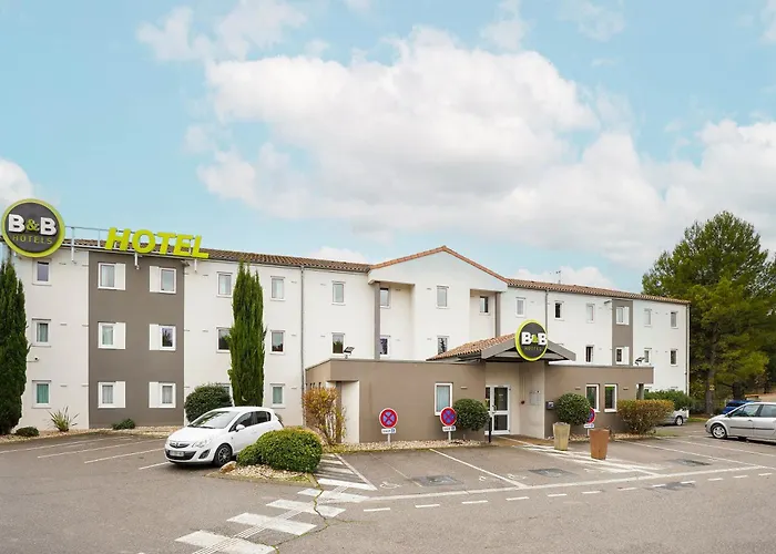 HOTEL Pont De L'Arc