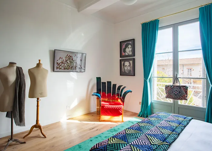 Maison Du Collectionneur